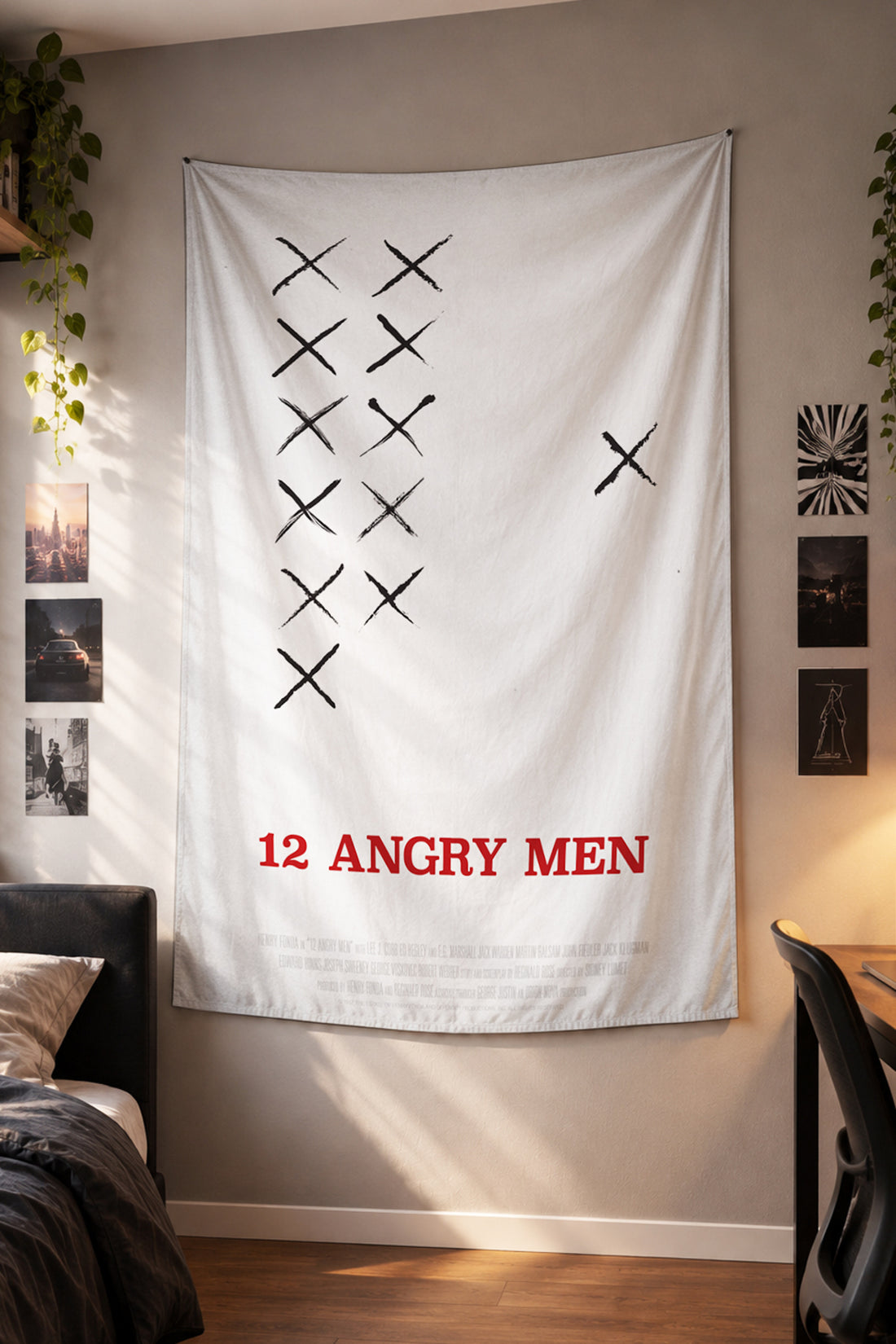 12 Angry Men beyaz zemin çarpı işaretli kumaş duvar örtüsü – 2. görsel