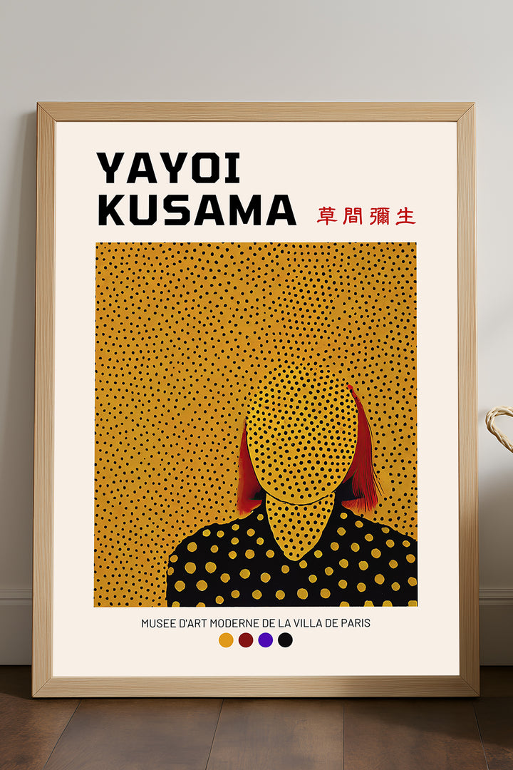 Yayoi Kusama sarı puantiyeli zemin ve figür sergi posteri