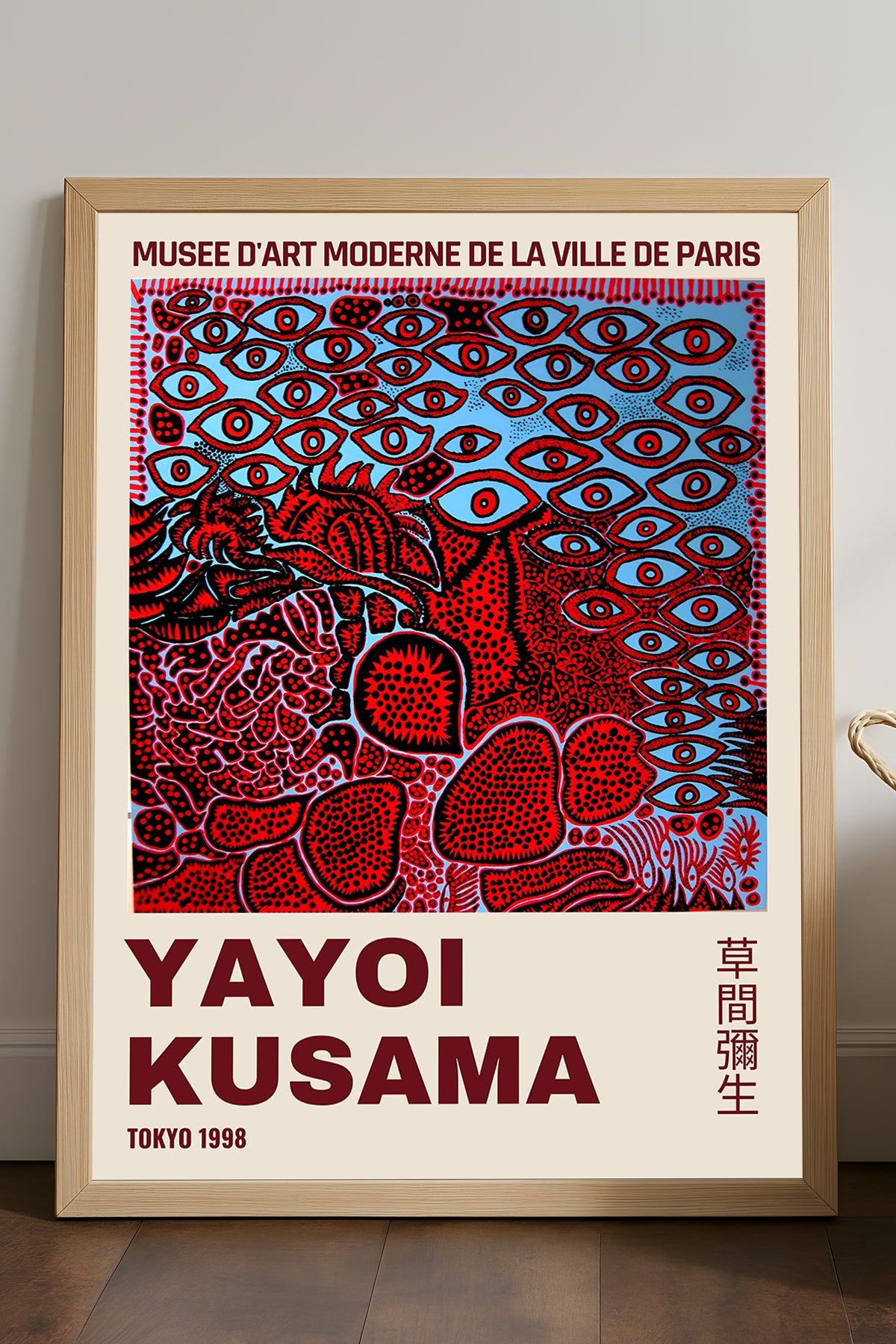 Yayoi Kusama bordo göz motifli desen sergi posteri