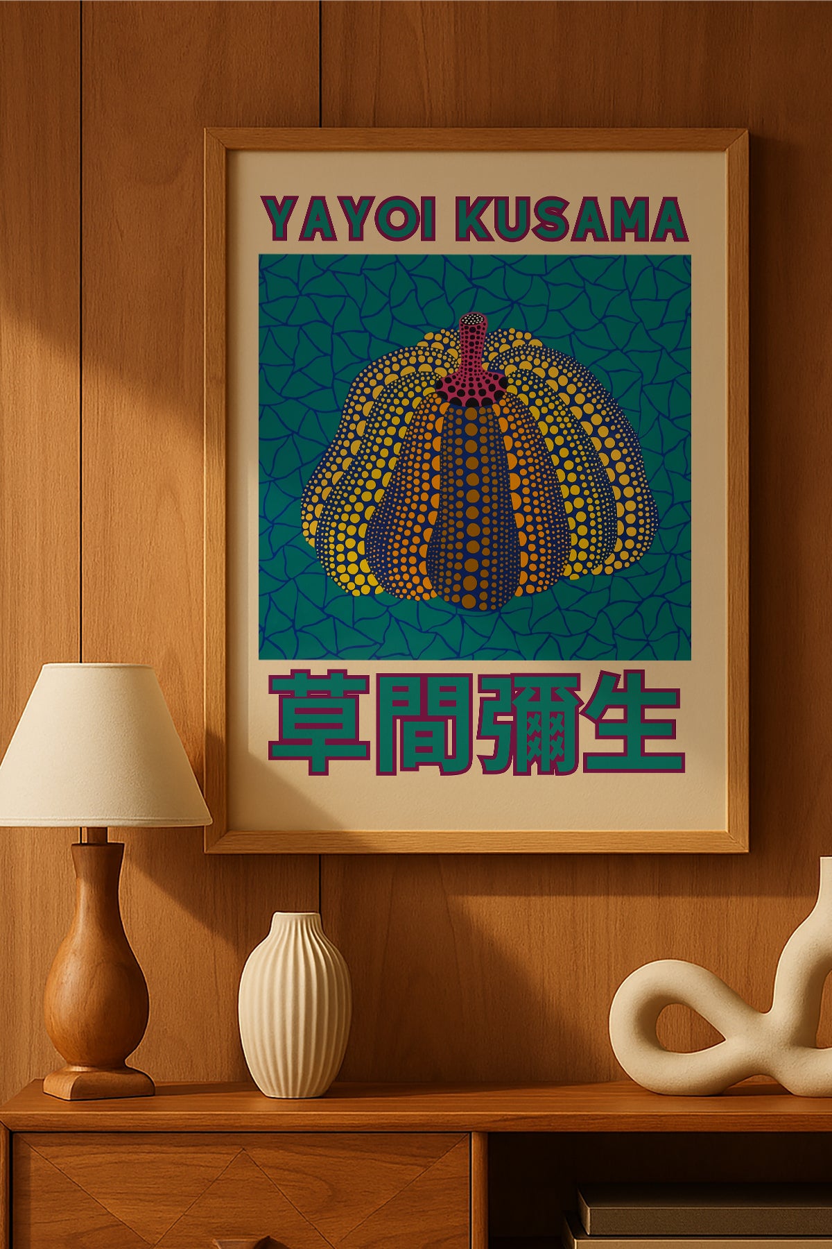 Yayoi Kusama mavi fonda renkli puantiyeli balkabağı posteri – 2. görsel