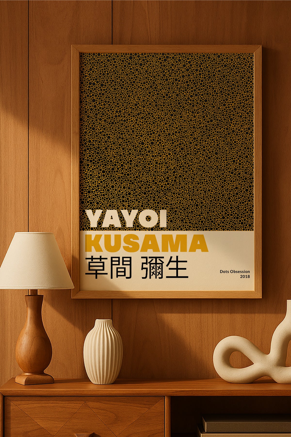 Yayoi Kusama hardal sarısı noktalı doku sergi posteri – 2. görsel