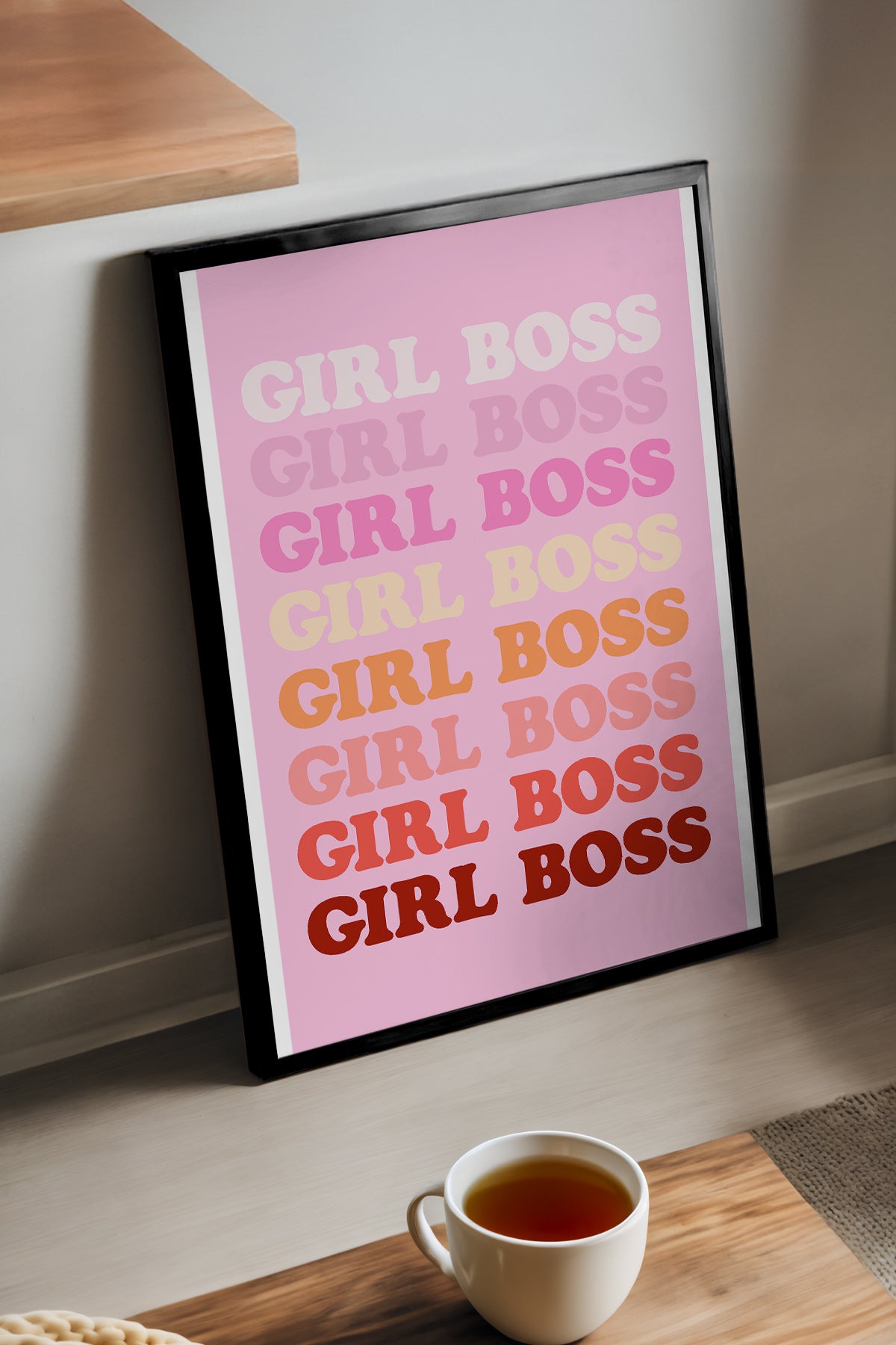 Girl Boss - tablo
