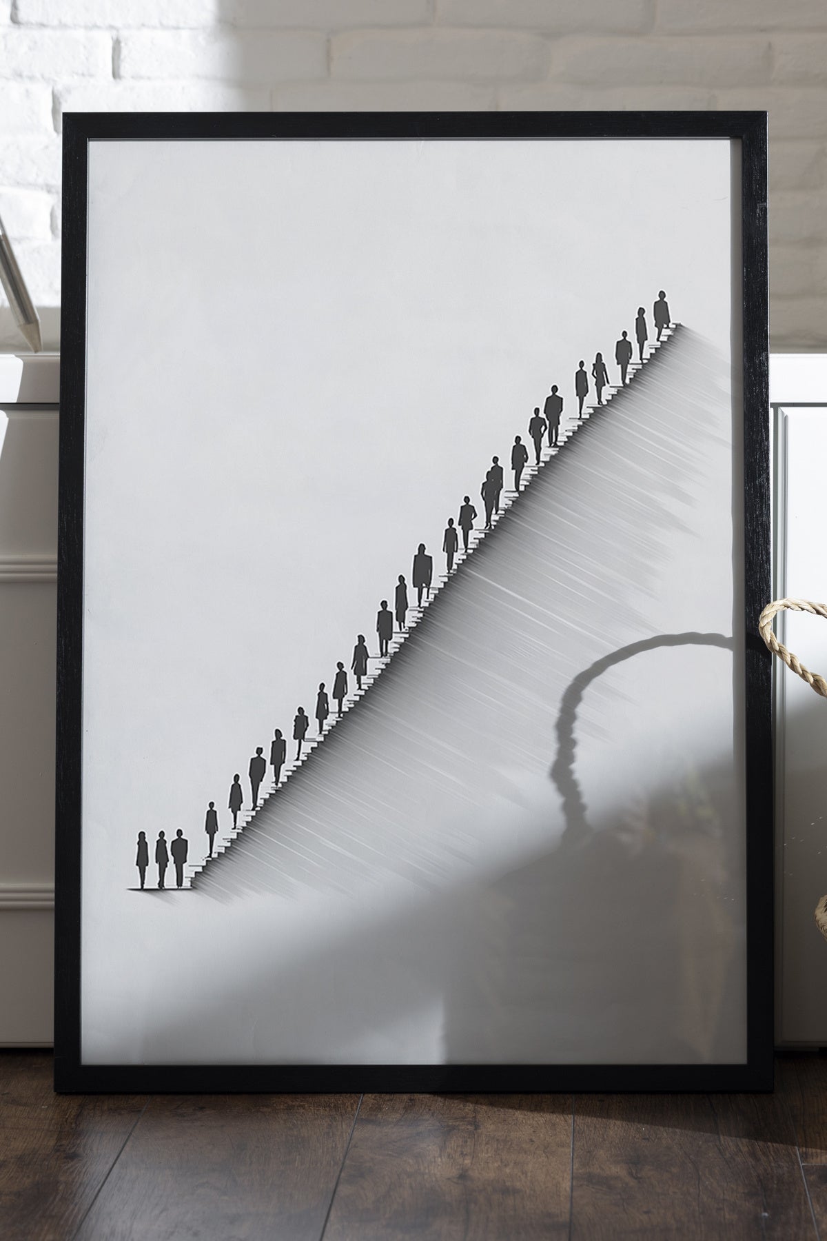 Endless Path beyaz merdivende yürüyen siyah figürler minimal posteri