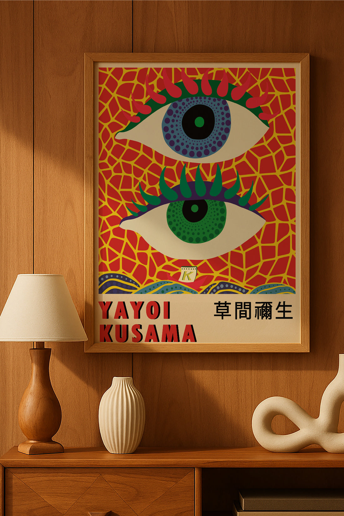 Yayoi Kusama kırmızı ağ desenli mavi yeşil gözler sergi posteri – 2. görsel