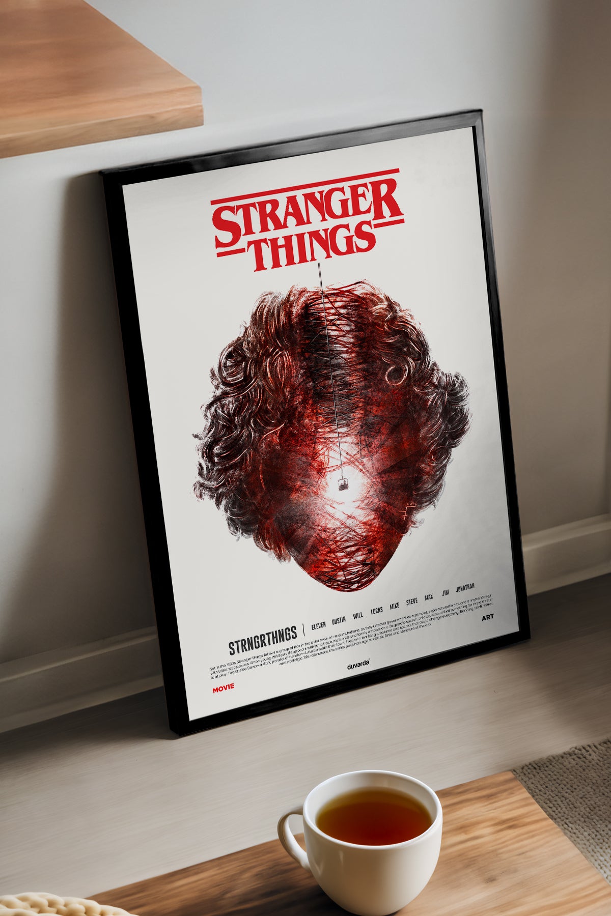 Stranger Things minimal açık zemin kırmızı Demogorgon dizi posteri – 2. görsel