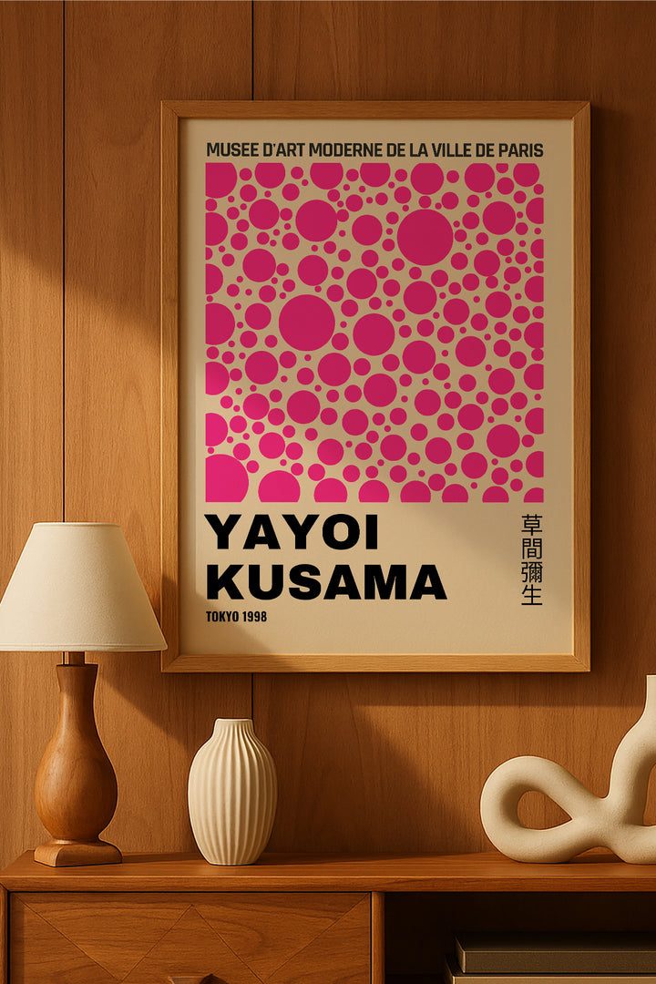 Yayoi Kusama fuşya puantiyeli Paris sergi posteri çerçeveli tablo – 2. görsel