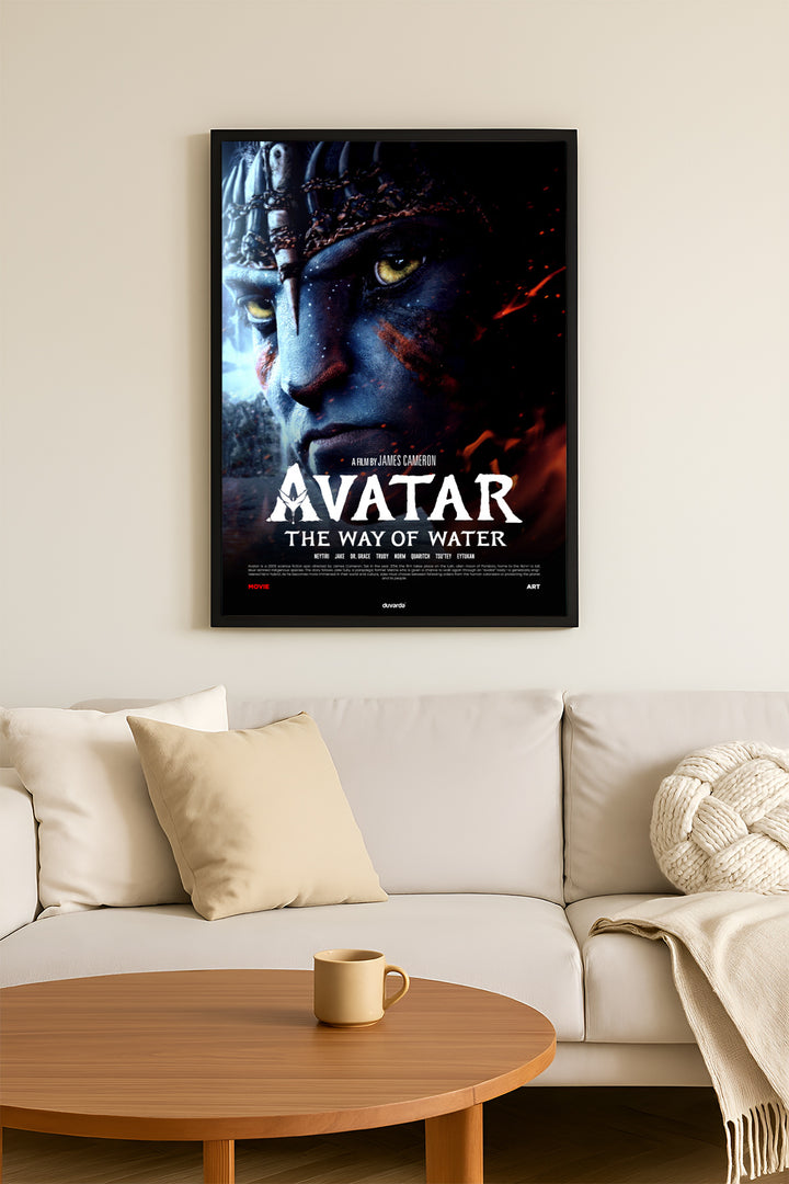 Avatar The Way of Water Na'vi yakın plan portre film posteri – 2. görsel