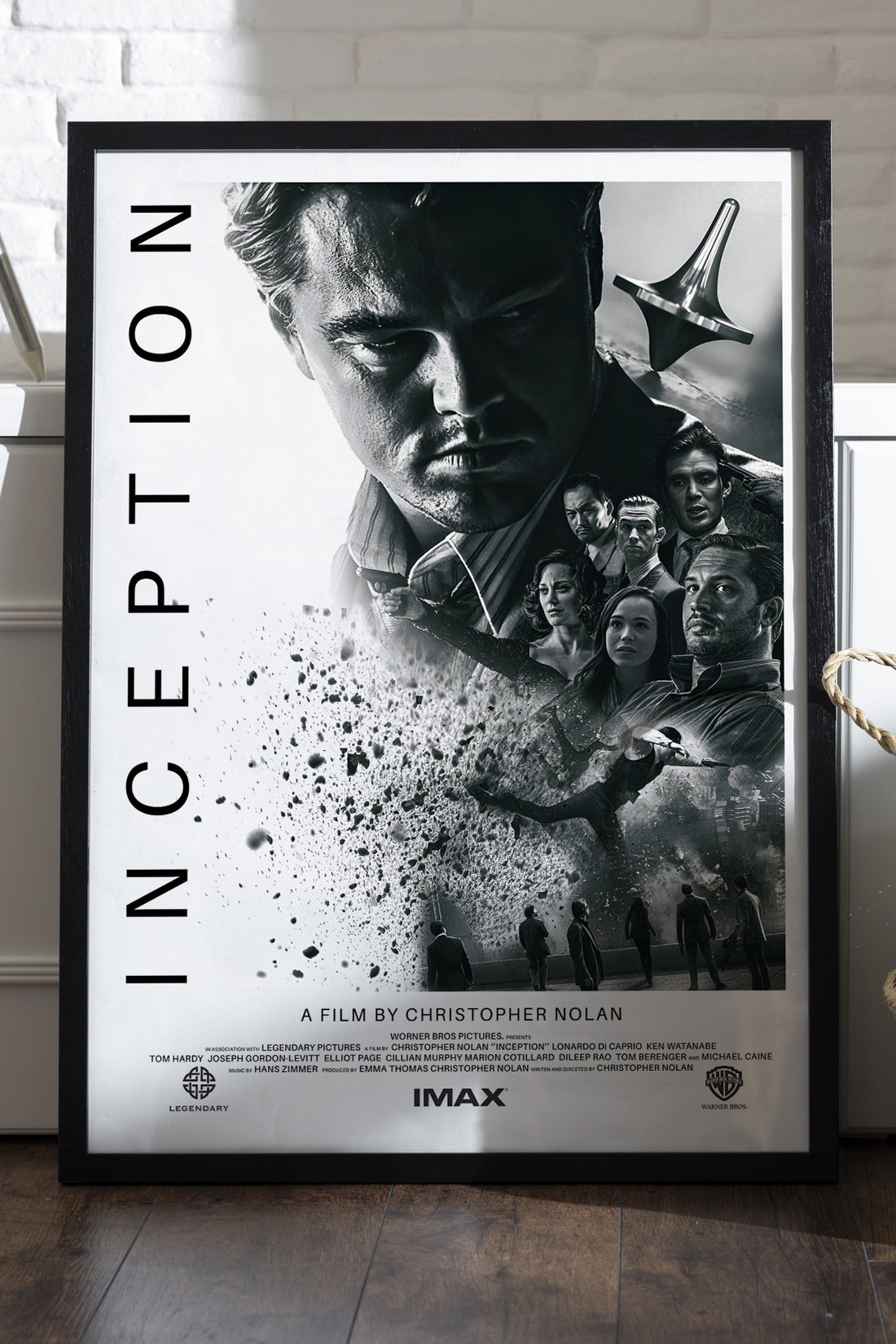 Inception dağılan yüz siyah beyaz dikey yazılı film posteri çerçeveli tablo