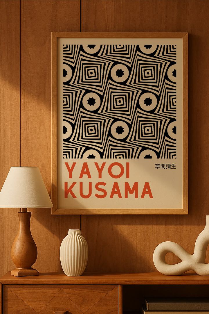 Yayoi Kusama siyah beyaz halka kare optik desenli posteri – 2. görsel