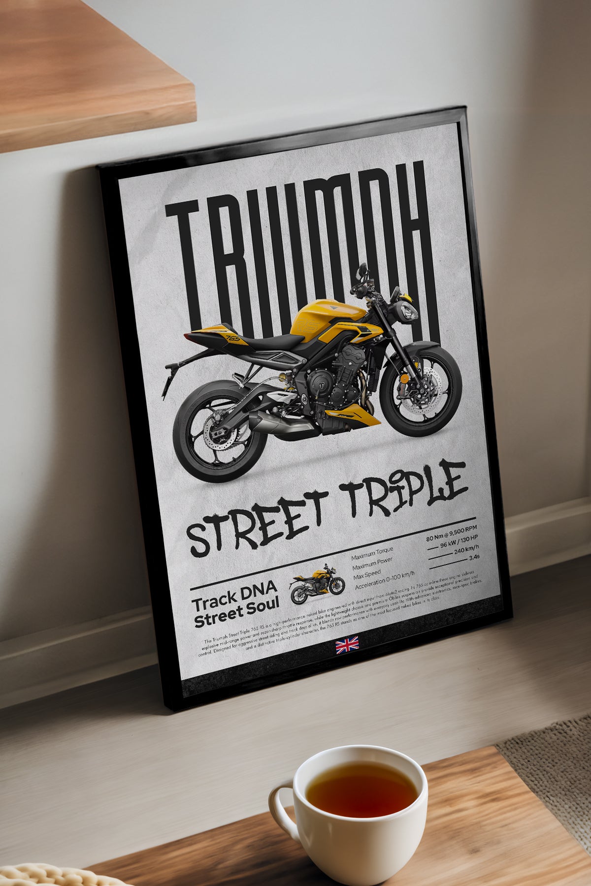 Triump Street Triple Sarı