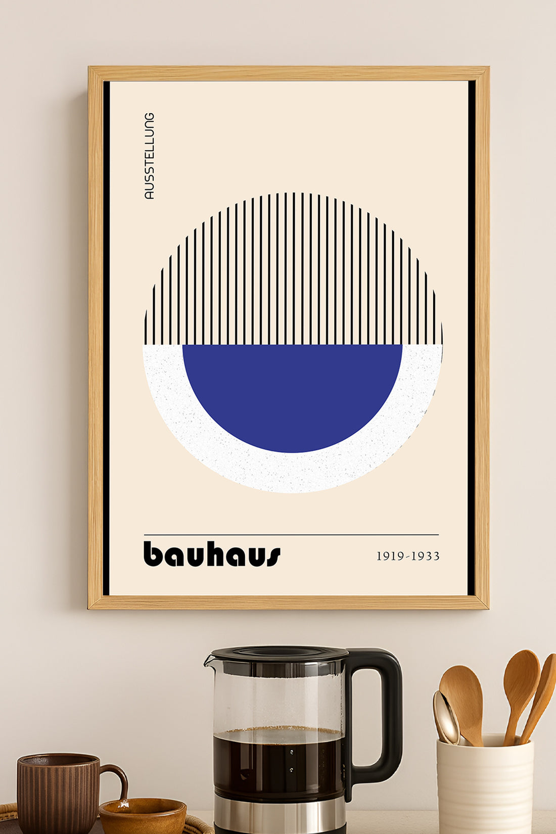 Bauhaus lacivert yarım daire ve siyah çizgili posteri – 3. görsel