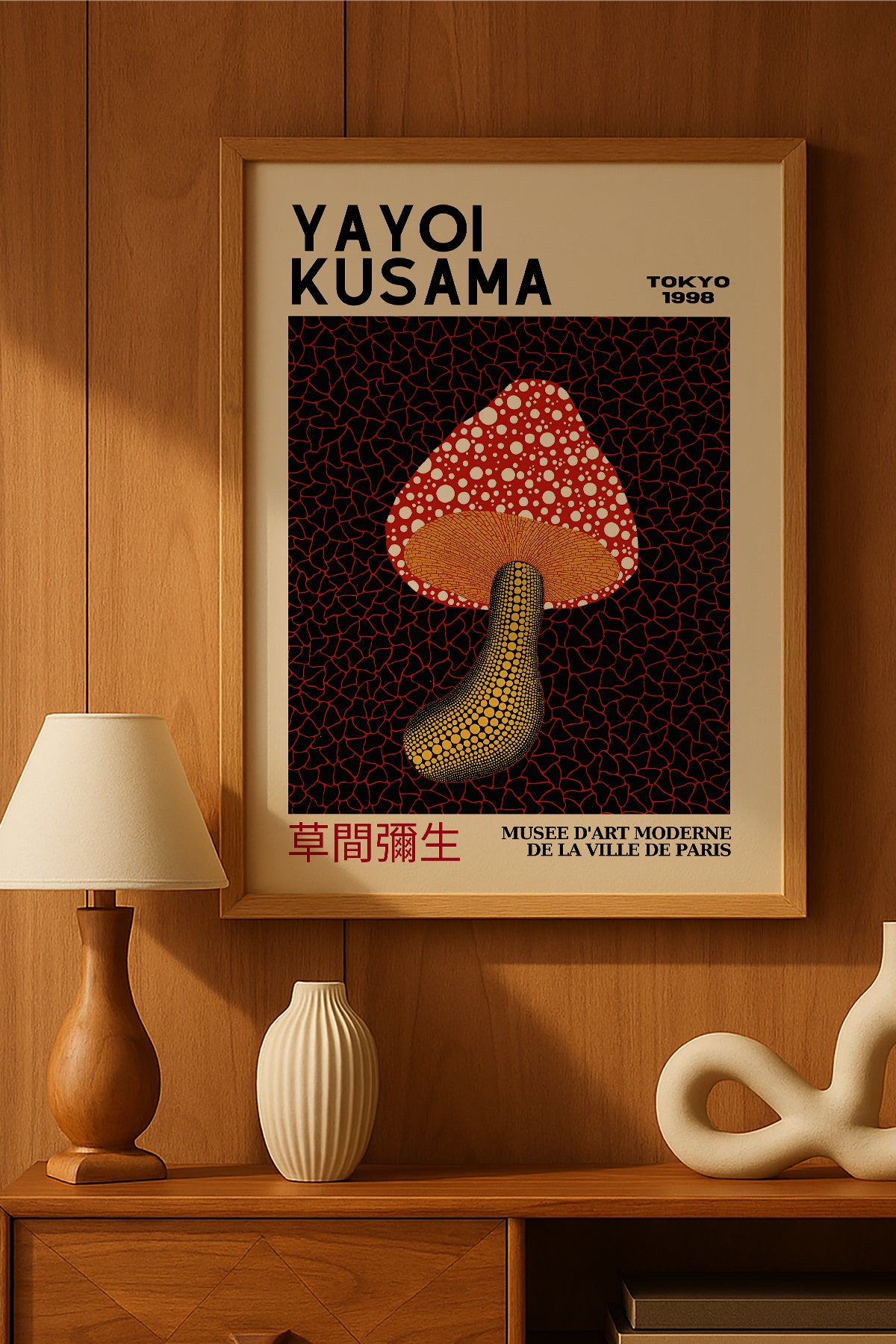 Yayoi Kusama kırmızı puantiyeli mantar sergi posteri – 2. görsel