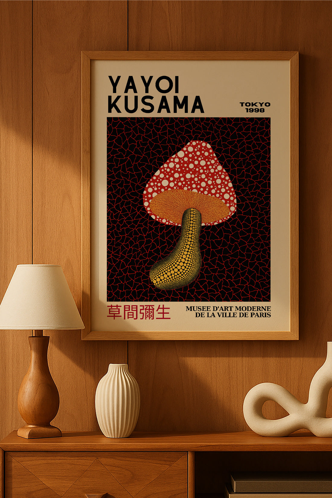Yayoi Kusama kırmızı puantiyeli mantar sergi posteri – 2. görsel