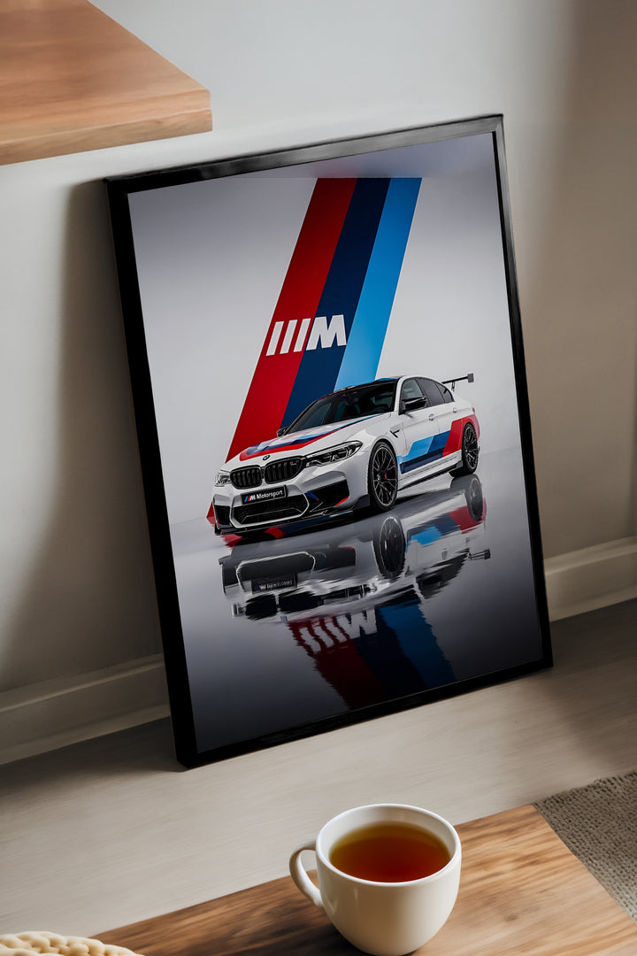 BMW M5 beyaz M şeritli araba posteri çerçeveli tablo – 2. görsel