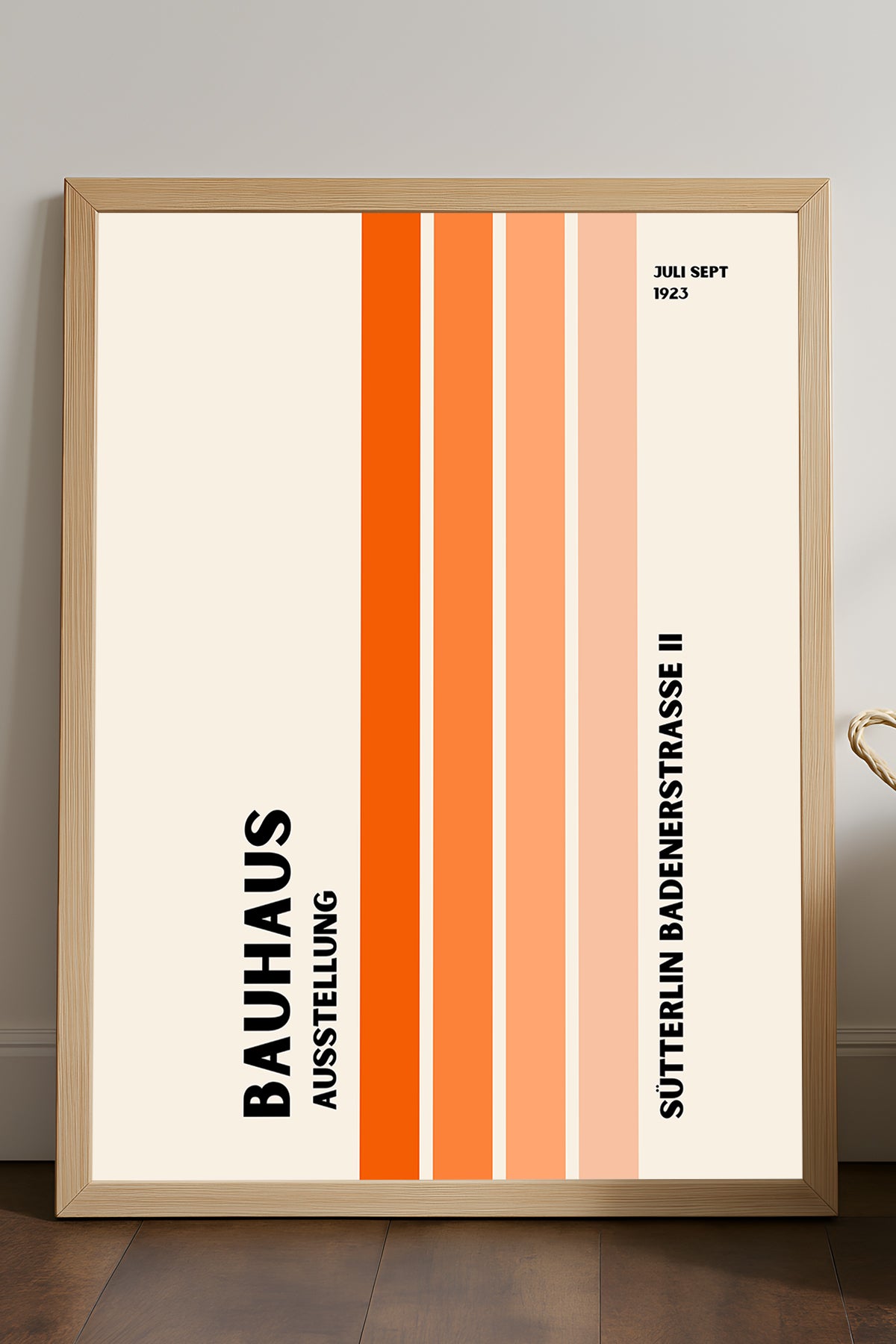 Bauhaus turuncu dikey şeritli minimal posteri
